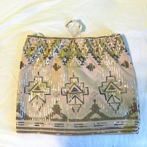 Stunning mini skirt with sequins